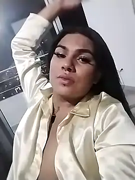 Snapshot of RobertaxGutierrez chatting on October 7, 2025, 4:09 am RobertaxGutierrez online show from October 7, 2025, 4:09 am