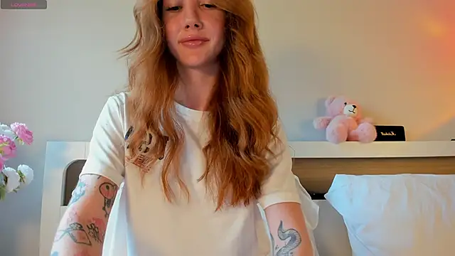 ariyyaaa online show from December 19, 2025, 3:57 am