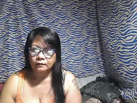 Snapshot of joy_cute chatting on October 19, 2025, 11:27 pm joy cute online show from October 19, 2025, 11:27 pm