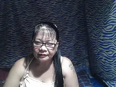 Snapshot of joy_cute chatting on November 3, 2025, 12:02 am joy cute online show from November 3, 2025, 12:02 am