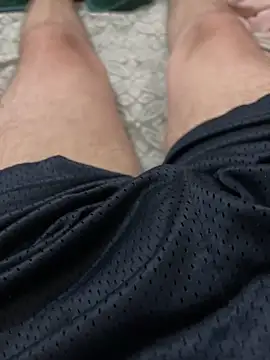 vvUMvv online show from November 25, 2025, 7:30 am