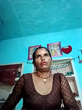 Snapshot of Mohni_cute chatting on October 6, 2025, 2:31 am Mohni cute online show from October 6, 2025, 2:31 am