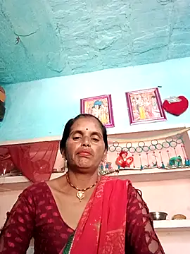 Snapshot of Mohni_cute chatting on October 12, 2025, 6:12 am Mohni cute online show from October 12, 2025, 6:12 am