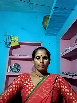 Snapshot of Mohni_cute chatting on October 17, 2025, 3:36 pm Mohni cute online show from October 17, 2025, 3:36 pm