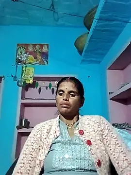 Snapshot of Mohni_cute chatting on November 11, 2025, 12:16 pm Mohni cute online show from November 11, 2025, 12:16 pm