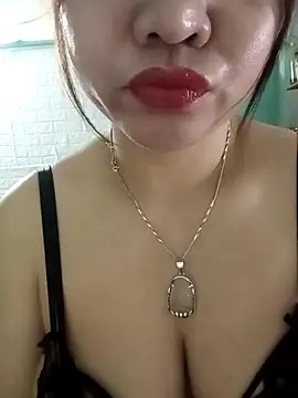 Snapshot of ZingCii chatting on October 3, 2025, 4:37 pm ZingCii online show from October 3, 2025, 4:37 pm