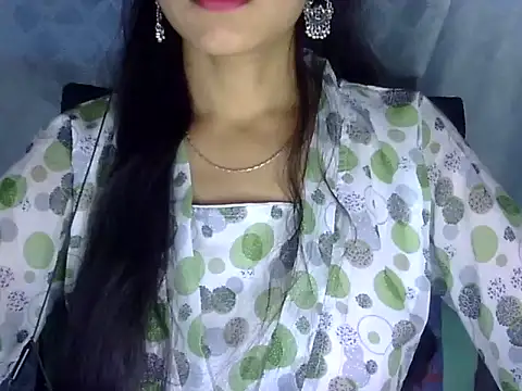 Snapshot of Shazi_1 chatting on March 31, 2026, 2:39 pm Shazi 1 online show from March 31, 2026, 2:39 pm