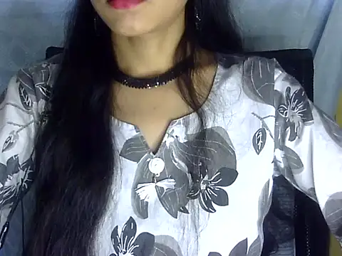 Snapshot of Shazi_1 chatting on April 13, 2026, 12:21 pm Shazi 1 online show from April 13, 2026, 12:21 pm