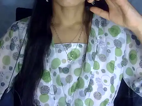 Snapshot of Shazi_1 chatting on April 14, 2026, 3:18 pm Shazi 1 online show from April 14, 2026, 3:18 pm
