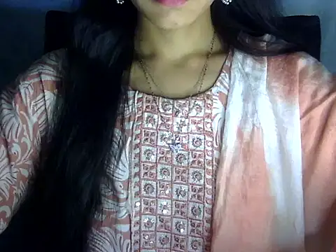 Snapshot of Shazi_1 chatting on June 17, 2026, 2:29 pm Shazi 1 online show from June 17, 2026, 2:29 pm