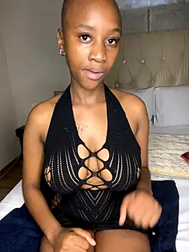 Snapshot of Sirah1 chatting on October 29, 2025, 4:15 am Sirah1 online show from October 29, 2025, 4:15 am