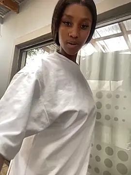 Snapshot of Sirah1 chatting on November 1, 2025, 1:24 pm Sirah1 online show from November 1, 2025, 1:24 pm