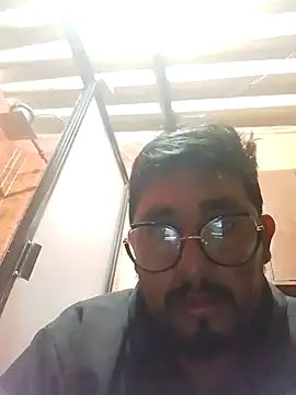 Snapshot of RAJV_ chatting on October 9, 2025, 8:40 pm RAJV online show from October 9, 2025, 8:40 pm