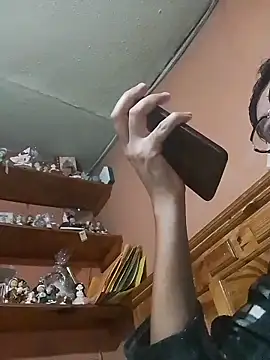 Snapshot of RAJV_ chatting on October 24, 2025, 2:35 pm RAJV online show from October 24, 2025, 2:35 pm