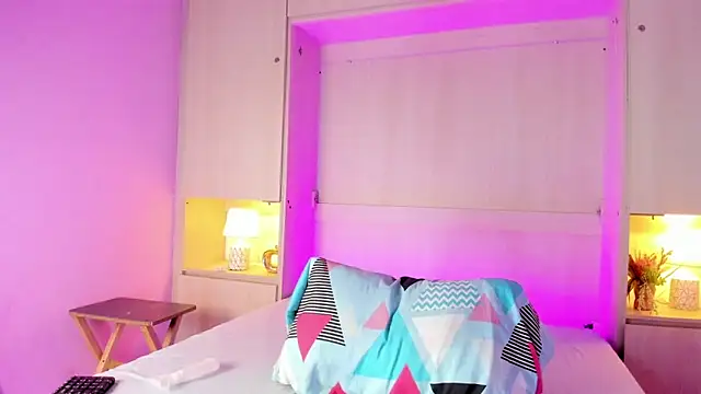 ChloeWiillow online show from November 6, 2025, 12:50 pm