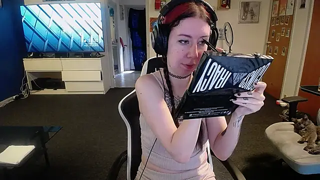 TattooedGirls online show from October 1, 2025, 8:31 am