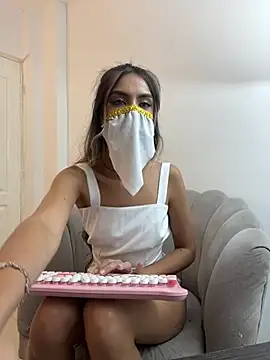 dalila alii online show from January 18, 2026, 3:10 am