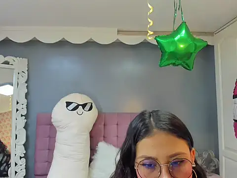 Snapshot of lola_cook chatting on October 2, 2025, 1:40 pm lola cook online show from October 2, 2025, 1:40 pm