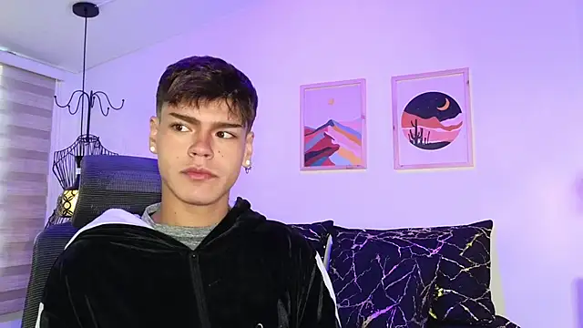 kevienmiet online show from October 6, 2025, 11:07 am