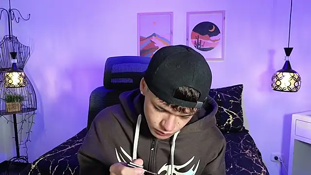 kevienmiet online show from October 8, 2025, 11:41 am