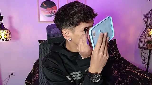 kevienmiet online show from October 11, 2025, 11:31 am