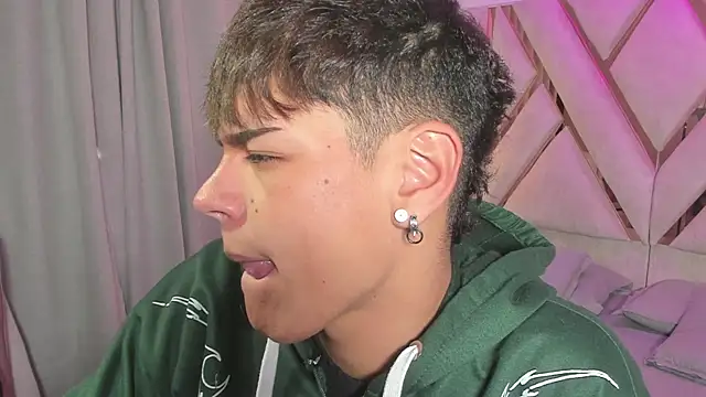 kevienmiet online show from October 14, 2025, 11:44 am