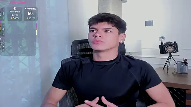 kevienmiet online show from November 10, 2025, 12:26 pm