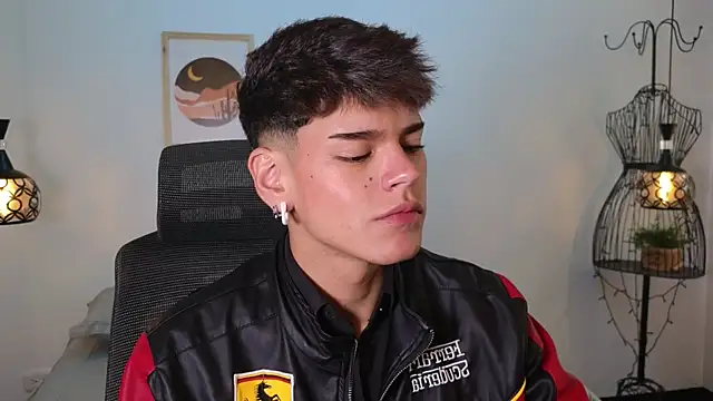 kevienmiet online show from November 12, 2025, 11:54 am