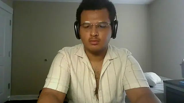 dariandick1026 online show from September 29, 2025, 2:00 pm