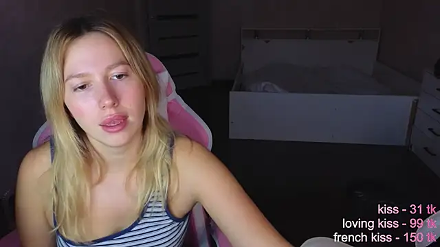 Snapshot of stefany_and_bettany chatting on October 23, 2025, 2:05 pm stefany and bettany online show from October 23, 2025, 2:05 pm