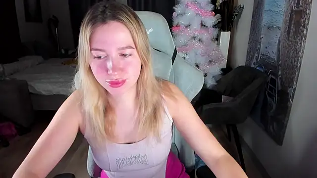 Snapshot of stefany_and_bettany chatting on January 12, 2026, 4:18 am stefany and bettany online show from January 12, 2026, 4:18 am