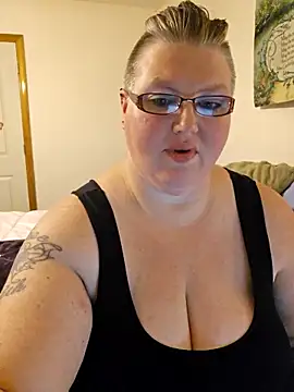 Snapshot of Budd_Bunney chatting on October 15, 2025, 7:14 pm Budd Bunney online show from October 15, 2025, 7:14 pm