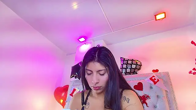 Snapshot of Gabriela_milani chatting on February 19, 2026, 11:50 am Gabriela milani online show from February 19, 2026, 11:50 am