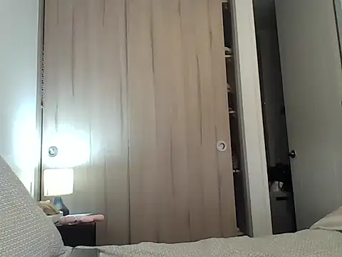 Snapshot of Bren033 chatting on March 6, 2026, 12:56 pm Bren033 online show from March 6, 2026, 12:56 pm