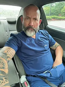 fuckadilf online show from May 7, 2026, 4:23 pm