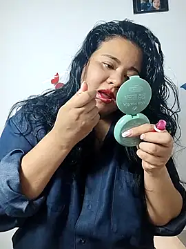 Tania cruz  online show from December 21, 2025, 3:57 am