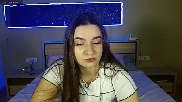 Snapshot of cutieblush chatting on October 5, 2025, 8:51 pm cutieblush online show from October 5, 2025, 8:51 pm