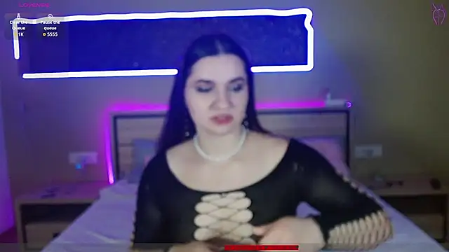 Snapshot of cutieblush chatting on October 7, 2025, 10:29 pm cutieblush online show from October 7, 2025, 10:29 pm