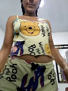 Snapshot of Lucyfoox chatting on October 20, 2025, 1:33 pm Lucyfoox online show from October 20, 2025, 1:33 pm