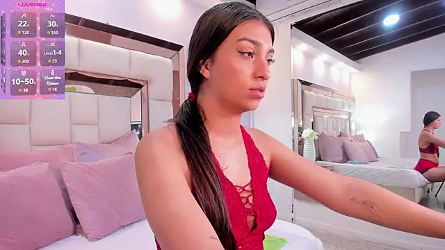 karolgaviriaa online show from October 6, 2025, 11:51 am