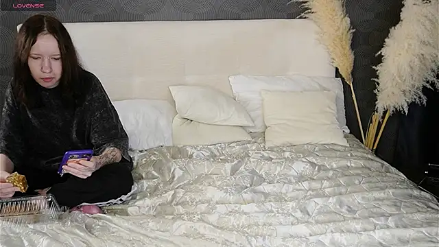 Snapshot of soft_sofi_ chatting on October 12, 2025, 8:52 pm soft sofi online show from October 12, 2025, 8:52 pm