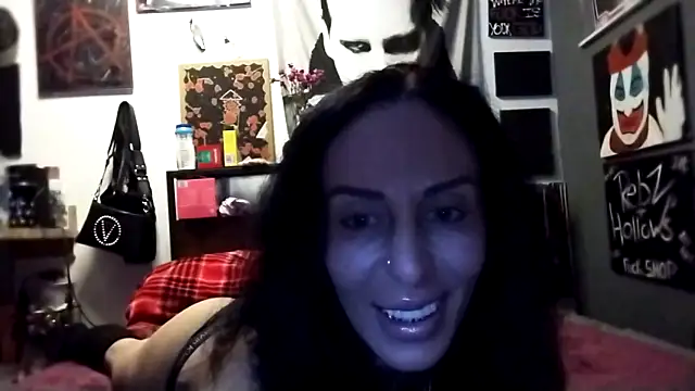 Snapshot of inkdhollow1 chatting on October 28, 2025, 3:10 am inkdhollow1 online show from October 28, 2025, 3:10 am