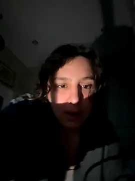 Snapshot of Luisaa_rosee chatting on November 17, 2025, 12:49 am Luisaa rosee online show from November 17, 2025, 12:49 am