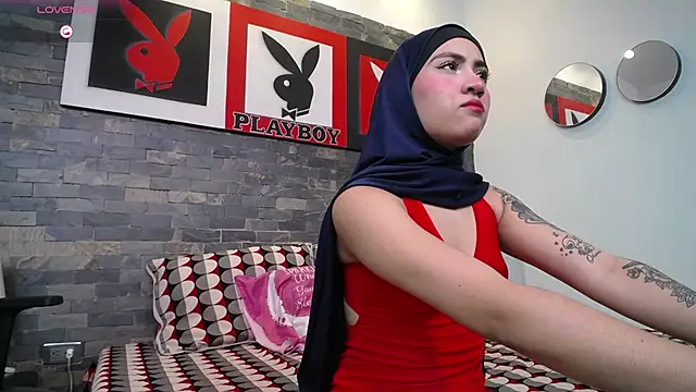 Snapshot of Neesha__ chatting on November 5, 2025, 7:03 pm Neesha online show from November 5, 2025, 7:03 pm