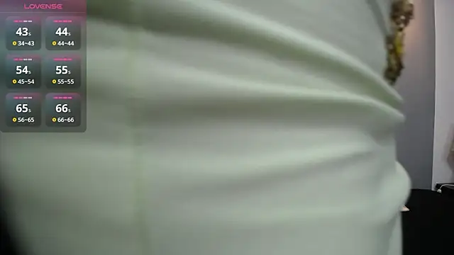 Snapshot of Neesha__ chatting on November 6, 2025, 7:15 pm Neesha online show from November 6, 2025, 7:15 pm