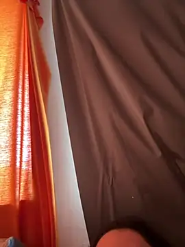 Snapshot of melzinhatxt chatting on January 18, 2026, 11:25 am melzinhatxt online show from January 18, 2026, 11:25 am