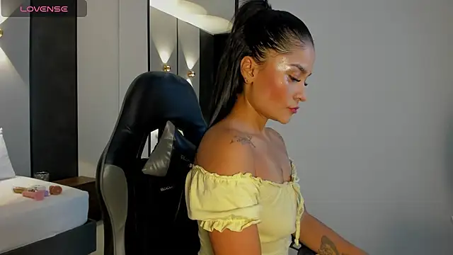 Snapshot of tabata69_ chatting on November 12, 2025, 8:08 pm tabata69 online show from November 12, 2025, 8:08 pm