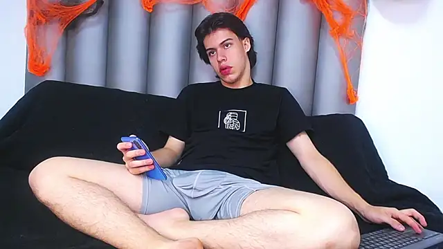 Snapshot of Lucian_grey chatting on October 16, 2025, 4:24 am Lucian grey online show from October 16, 2025, 4:24 am