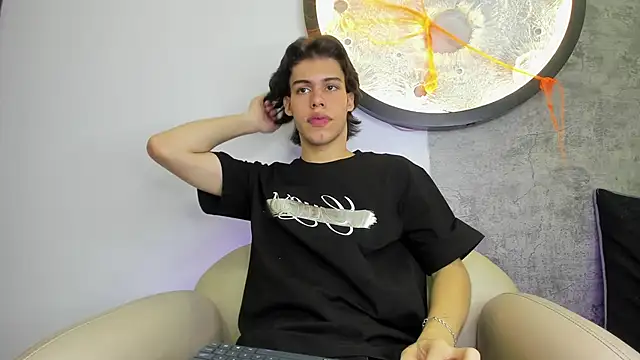 Snapshot of Lucian_grey chatting on October 19, 2025, 3:51 am Lucian grey online show from October 19, 2025, 3:51 am