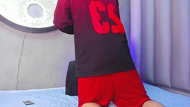 Snapshot of Lucian_grey chatting on November 6, 2025, 4:13 am Lucian grey online show from November 6, 2025, 4:13 am